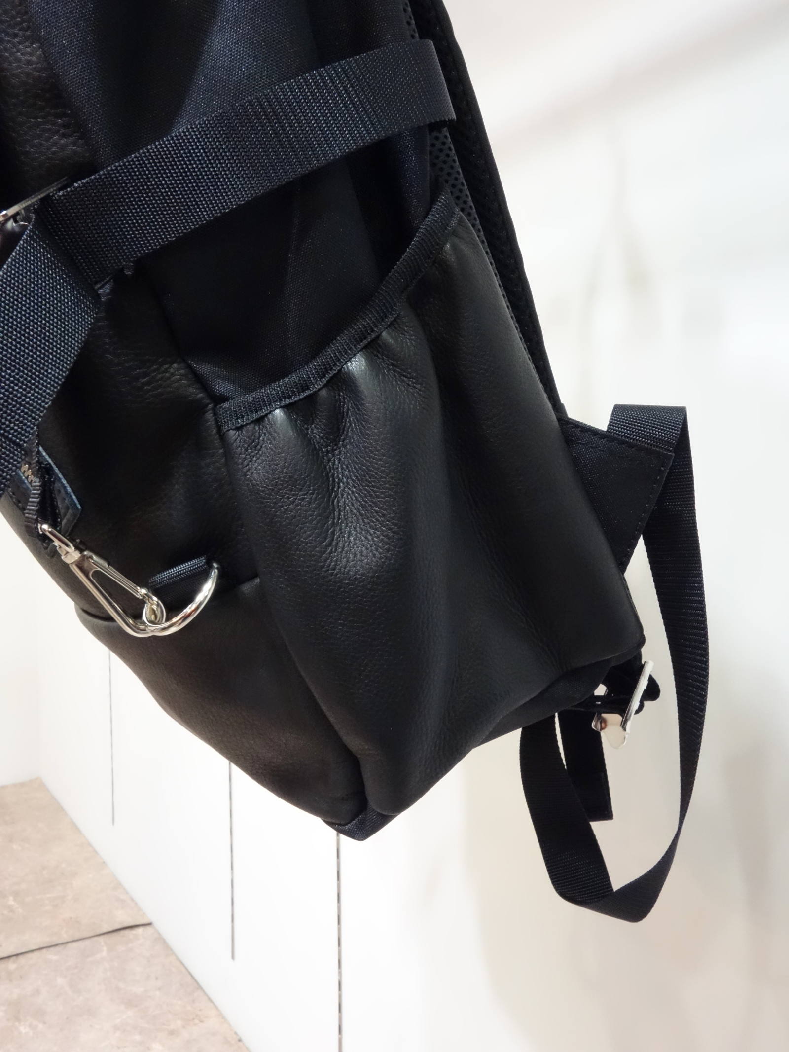 DECADE - オイルドレザー バックパック / DCD-01130S | LUKE