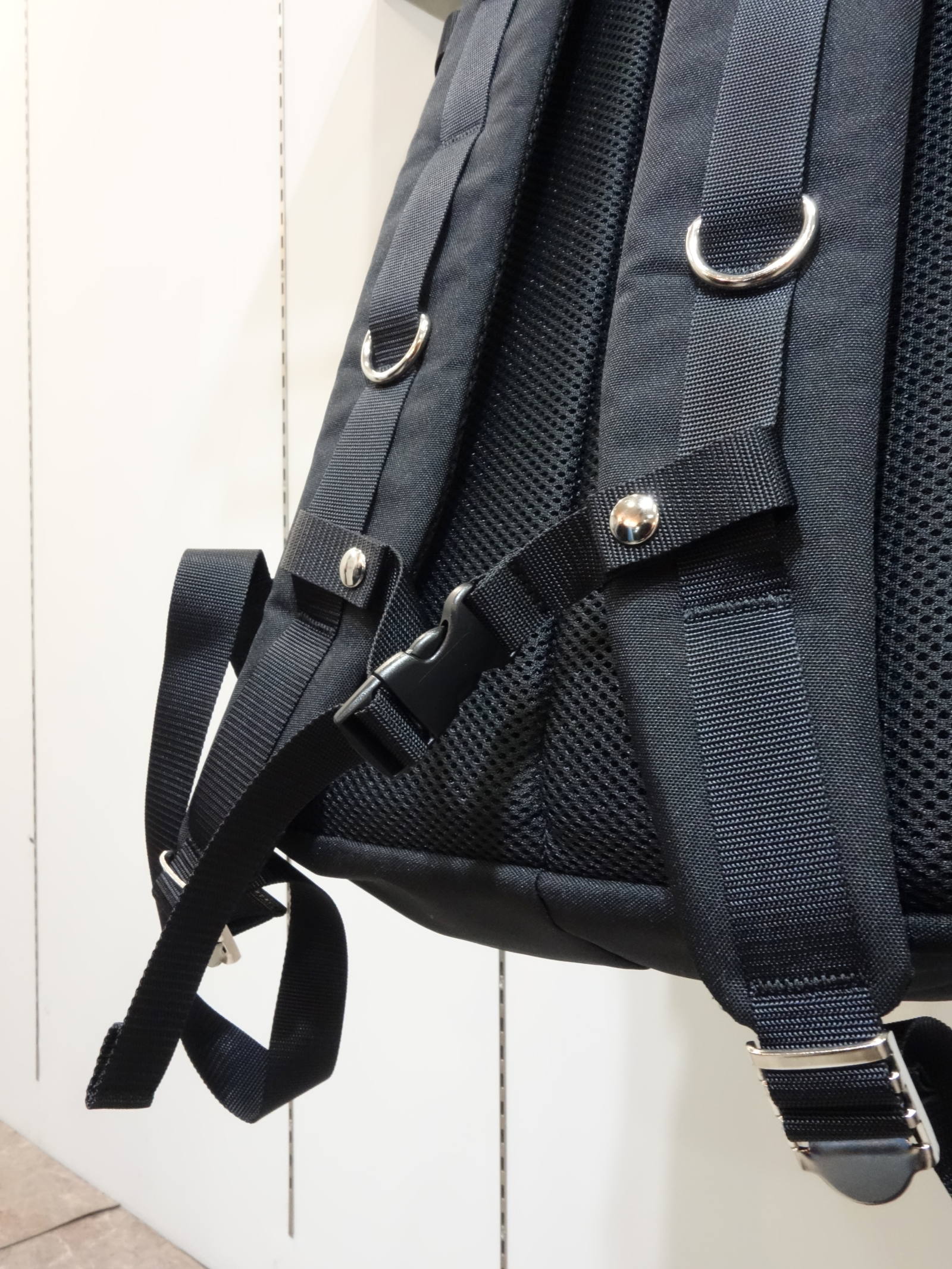 DECADE レザー バックパック DCD-01130S DECADE - オイルドレザー バックパック / DCD-01130S | LUKE